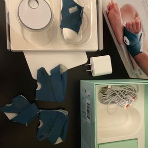 BRAND NEW OWLET Dream Sock Baby Monitor (mint)